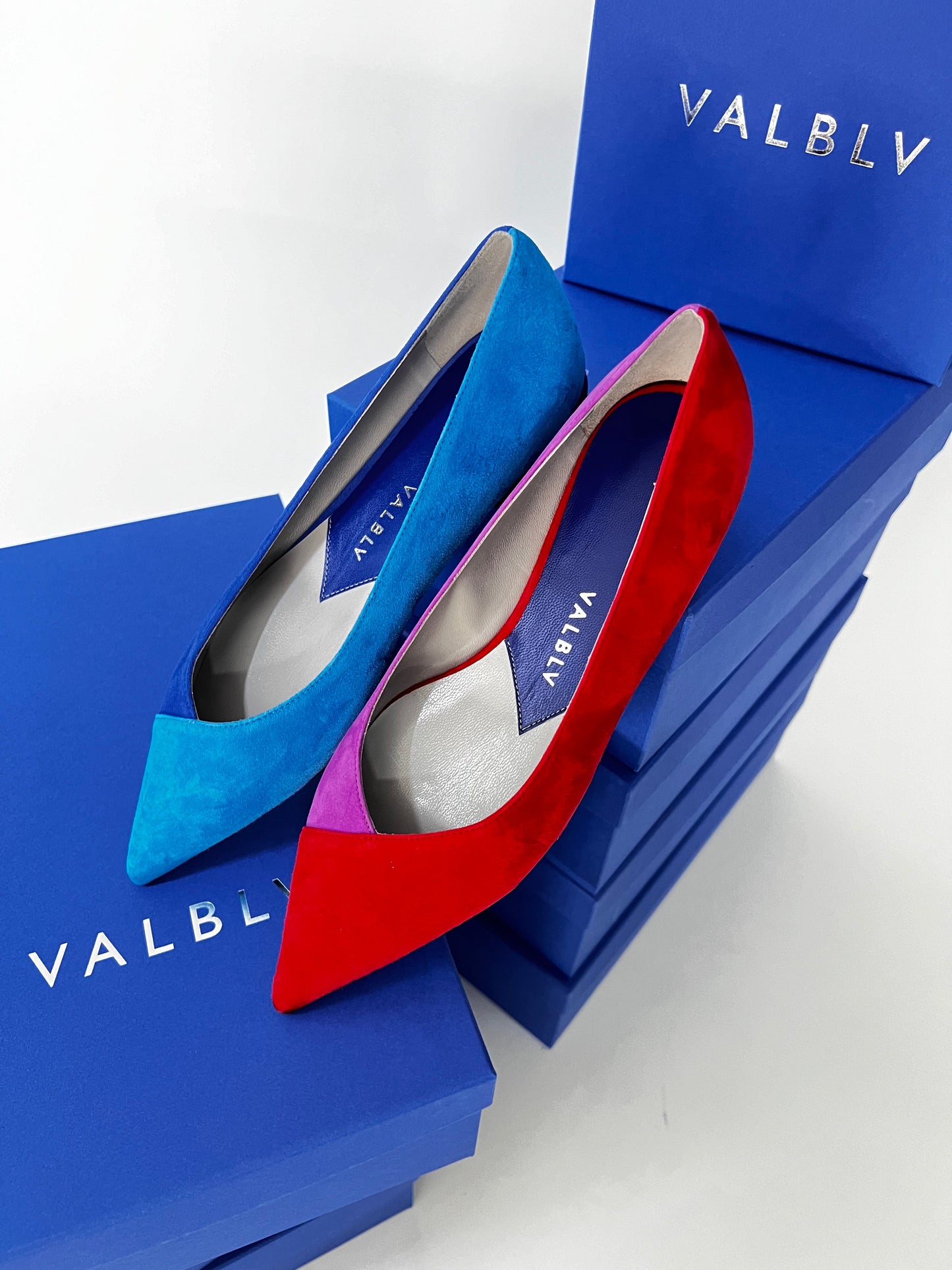 valblv-graphik-shoes-suede-mix-match-flats